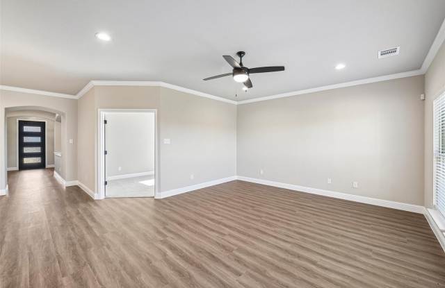 1045 Nighthawk Tr, Alvarado 76009 Gallery 4