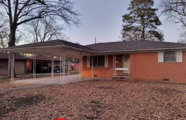 29 Southwood Drive - 29 Southwood Drive, Pine Bluff, AR 71603