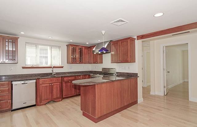 53 Winslow Ave #2 photos photos