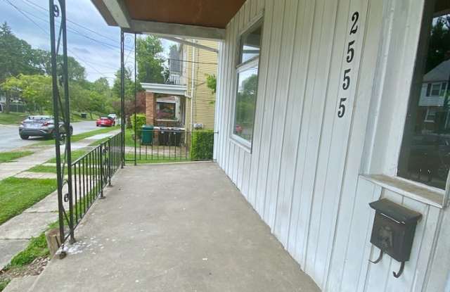 2555 Talbott Avenue Gallery 2