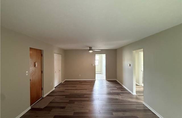 2520 Flintridge Drive Gallery 2