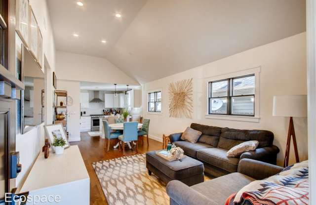 4383 Vrain Street Gallery 2