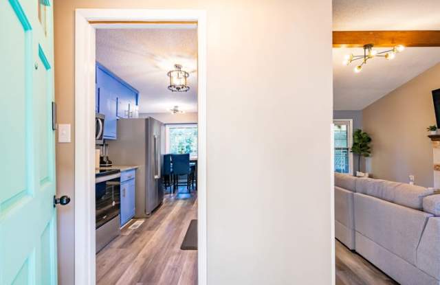 13115 Chaney Thompson Road Southeast photos photos