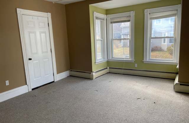 73 Phillips St - 73 Phillips Street, Fitchburg, MA 01420 73 Phillips St - 73 Phillips Street, Fitchburg, MA 01420