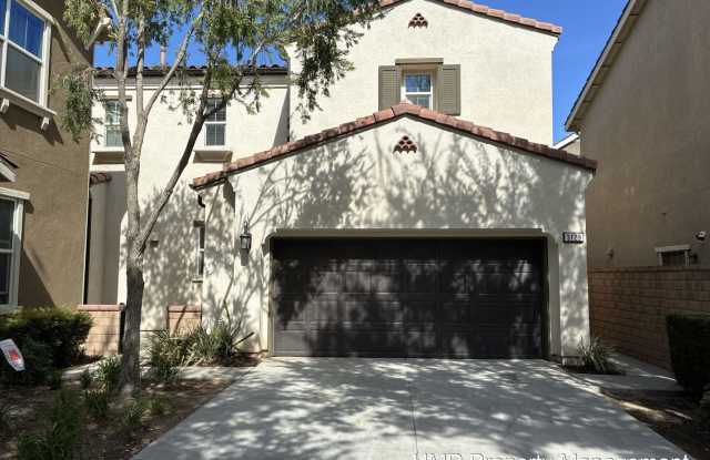 Beautiful 4-Bedroom Home in New Haven Community photos photos