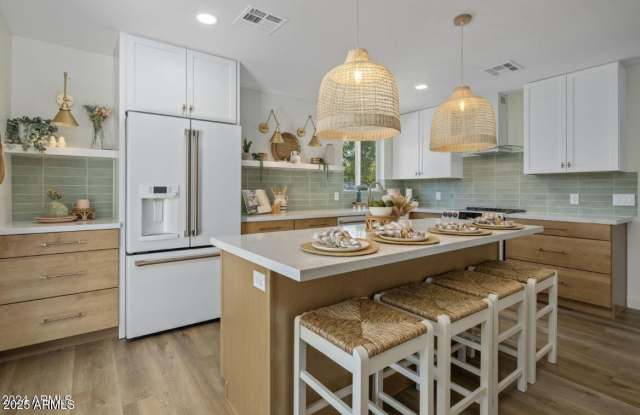 626 E PALOMINO Drive photos photos 626 E PALOMINO Drive photos photos