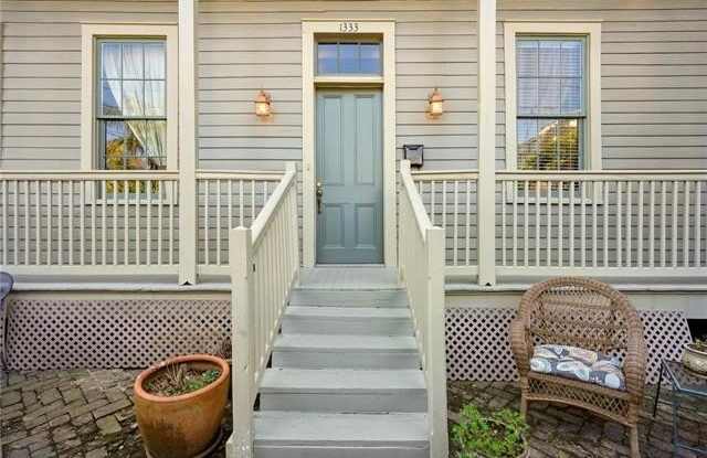 1333 JOSEPHINE Street Gallery 2