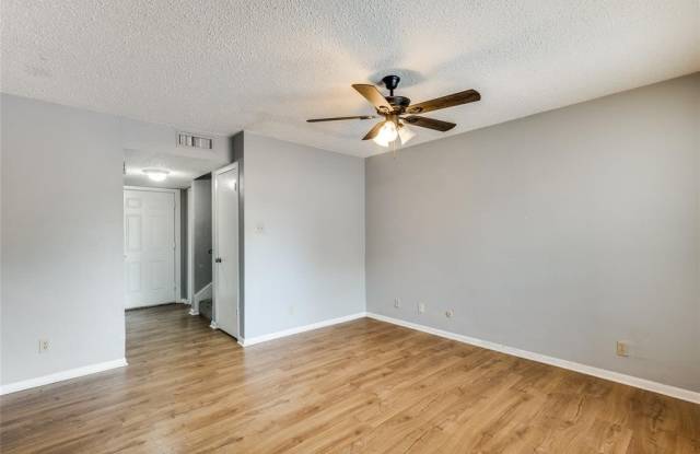 2105 Warnford Place Gallery 2