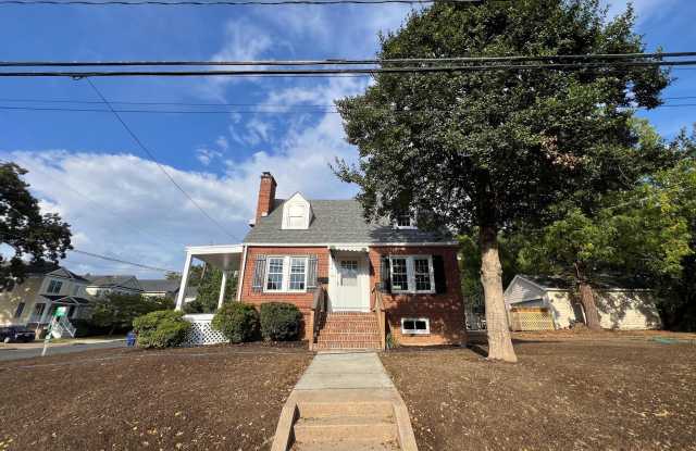 621 N KENSINGTON STREET photos photos