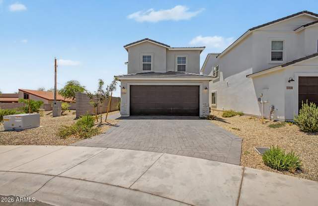 1528 N PUEBLO Drive photos photos