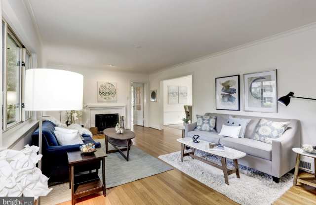 4810 RODMAN STREET NW Gallery 3