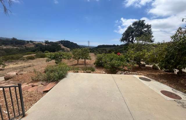 4491 La Paloma Ave photos photos