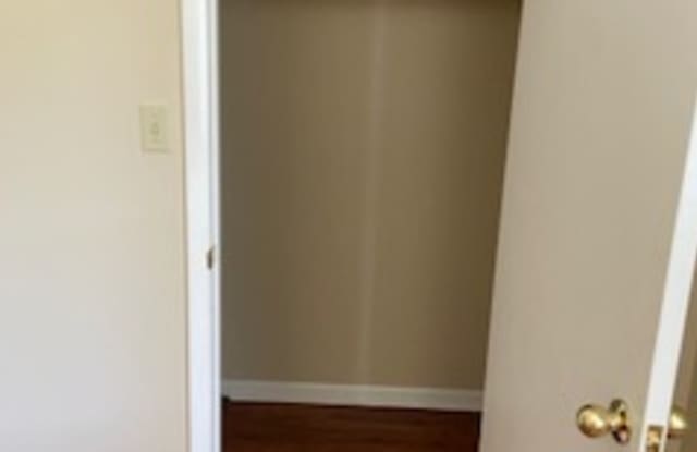 241 Haywood Ln photos photos