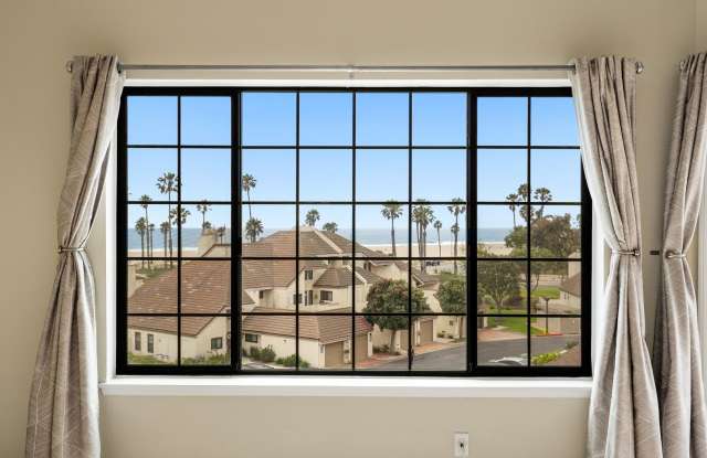 Port Hueneme | Panoramic Ocean Views — Your Top-Floor Oasis | Surfside IV photos photos