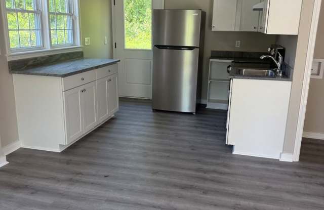 Two Bedroom 1 Bathroom House photos photos