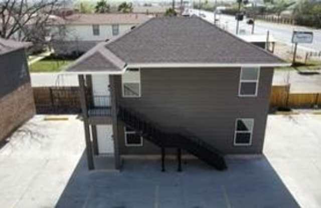 2665 El Indio Hwy photos photos