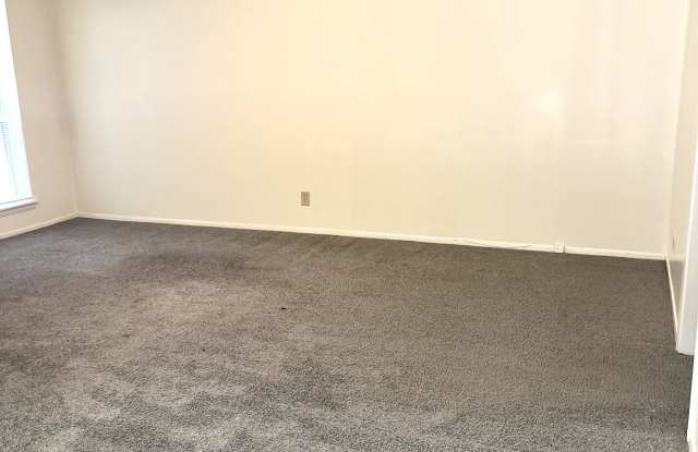 6305 Hyside Drive - 2 Gallery 4