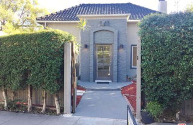 8538 North West Knoll Drive photos photos 8538 North West Knoll Drive photos photos