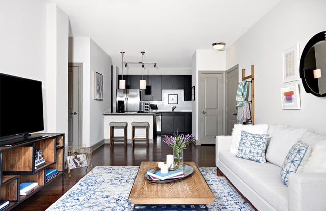 Cadence Cool Springs Apartments Gallery 4