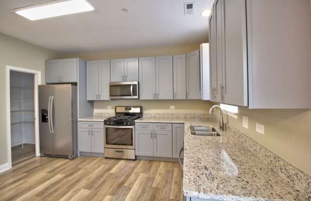 2259 Beresford Drive Gallery 4