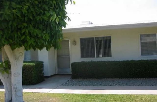 10620 W Coggins Dr - 10620 West Coggins Drive, Sun City, AZ 85351
