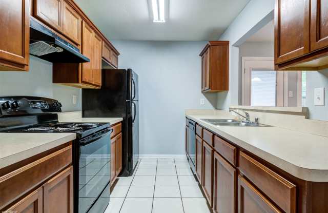 2725 Avenue East Gallery 4