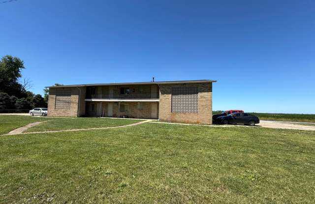 2 Bed / 1 Bath Apartment in Warrensburg — Available Now photos photos 2 Bed / 1 Bath Apartment in Warrensburg — Available Now photos photos