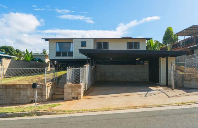 Amazing views, spacious floorplan, bonus family room, huge yard and more! photos photos