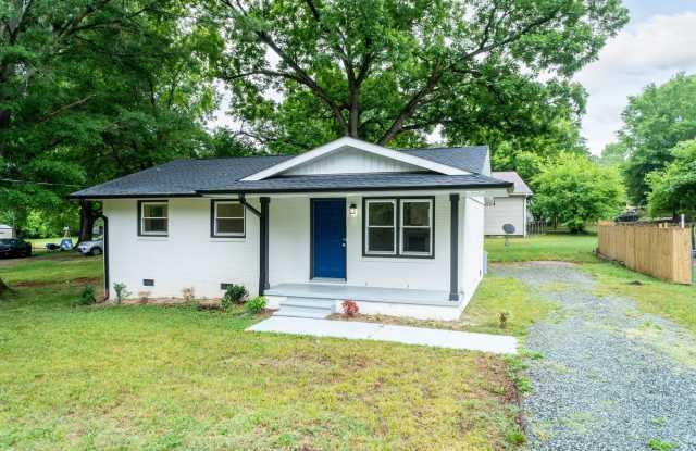 Three Bedroom Home! photos photos Three Bedroom Home! photos photos
