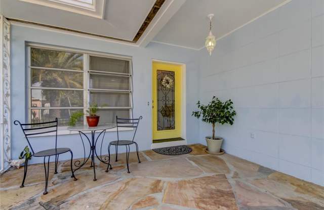 151 BUENA VISTA DRIVE N Gallery 3