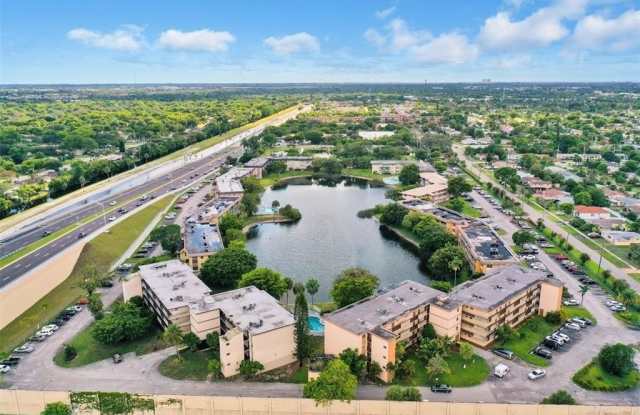 5335 NW 10th Ct - 5335 Northwest 10th Court, Plantation, FL 33313 5335 NW 10th Ct - 5335 Northwest 10th Court, Plantation, FL 33313