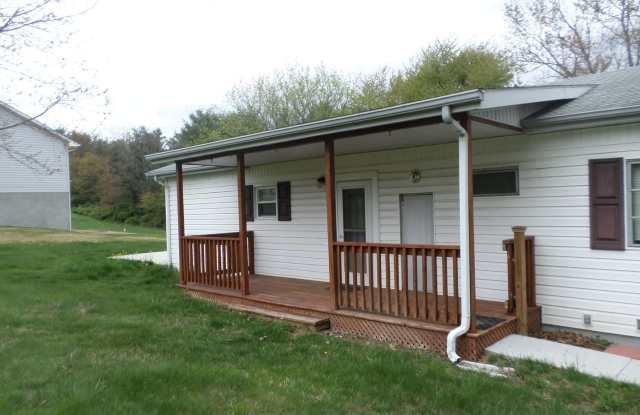 3 Bedroom 1.5 Bath House Gallery 3