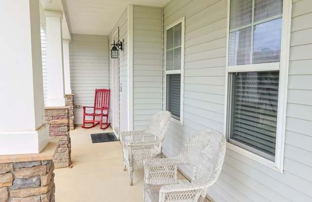 NEW LISTING!!!!! Gallery 4