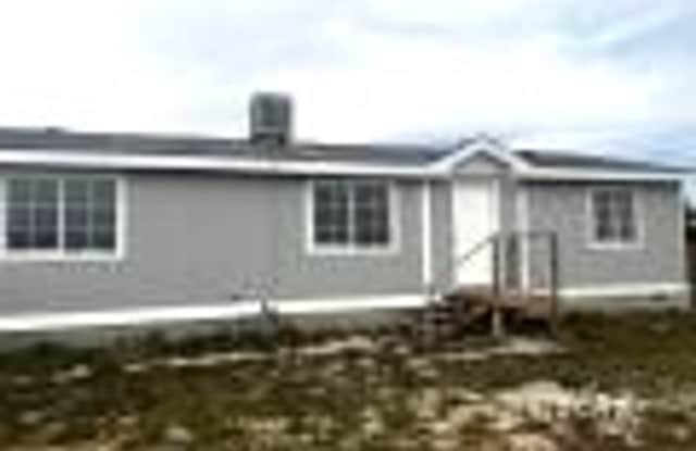 3 bedroom/2 bath double wide in Spring Creek - 442 Tiffany Drive, Spring Creek, NV 89815