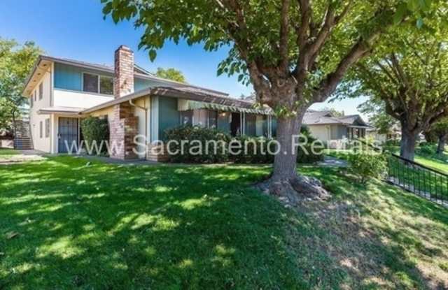 Spacious 2bd/1ba Foothill Farms Area Fourplex with Carport photos photos