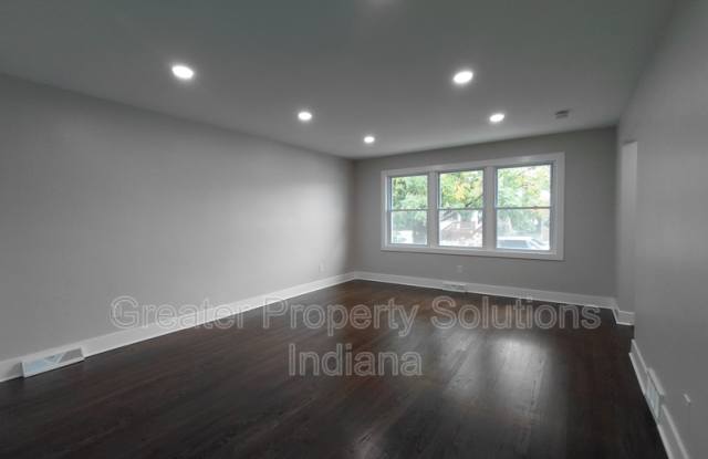 1127 East Morris Street Gallery 3