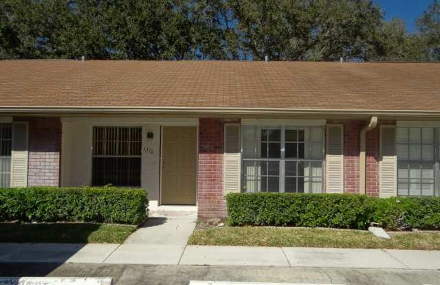 2/2 condo in Dunedin - 55+ community photos photos