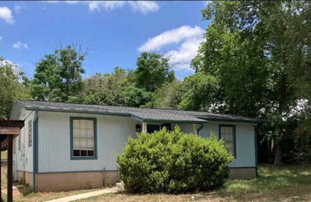 3 Bed 3 Bath House next to West Campus photos photos
