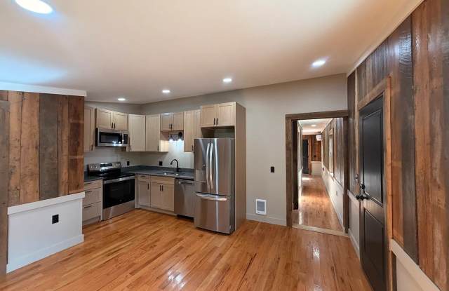 14 Green Ct Gallery 3