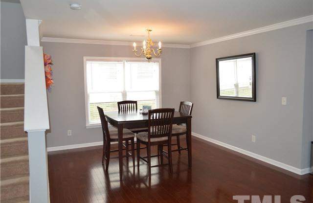 4008 Remington Oaks Circle Gallery 2