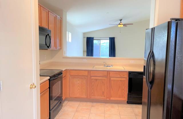 1719 E Amber Lane Gallery 2