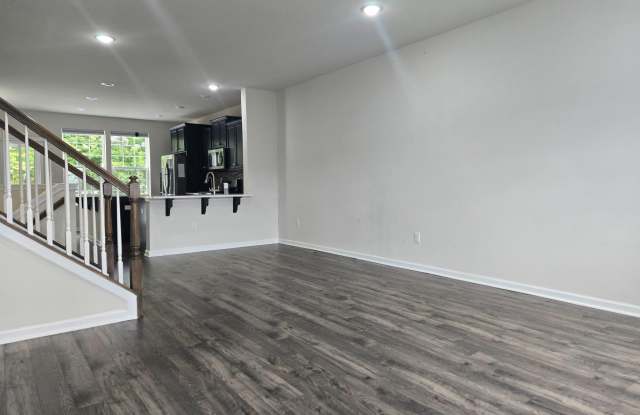 11 AUTUMN PARK Boulevard Gallery 3