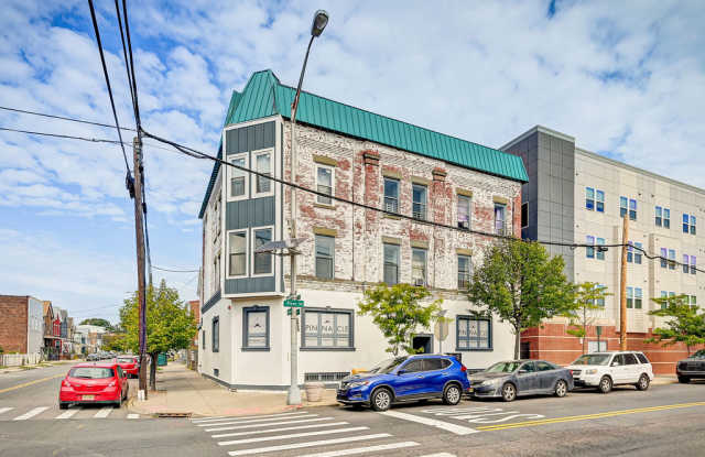 154 1st Street - 154 1st Street, Elizabeth, NJ 07206