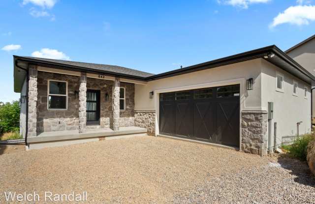 842 South 140 East Gallery 2