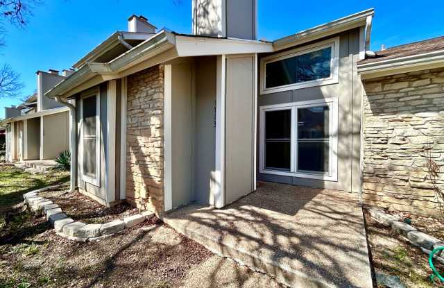 Charming 3 Bed / 2.5 Bath Home with Enclosed Patio  2-Car Garage photos photos