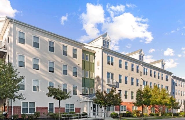 1 Upland Rd Unit A23 - 1 Upland Road, Norwood, MA 02062