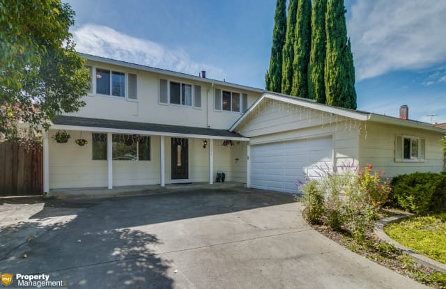 1075 Oaktree Dr - 1075 Oaktree Drive, San Jose, CA 95129
