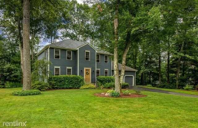 57 Michael Ln Gallery 2