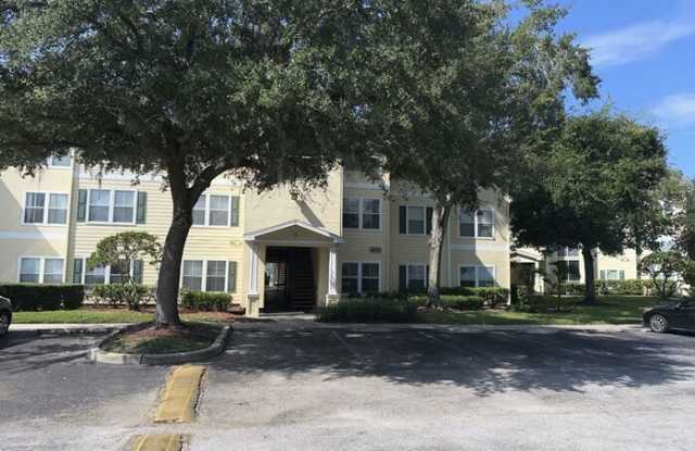 18346 Bridle Club Drive - 18346 Bridle Club Drive, Tampa, FL 33647