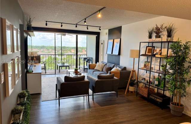 5951 Wellesley Park Dr Gallery 4